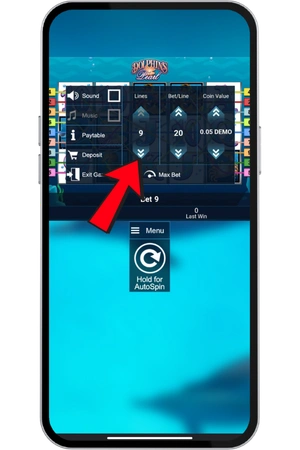 Setting the number of active paylines in the Dolphin's Pearl slot
